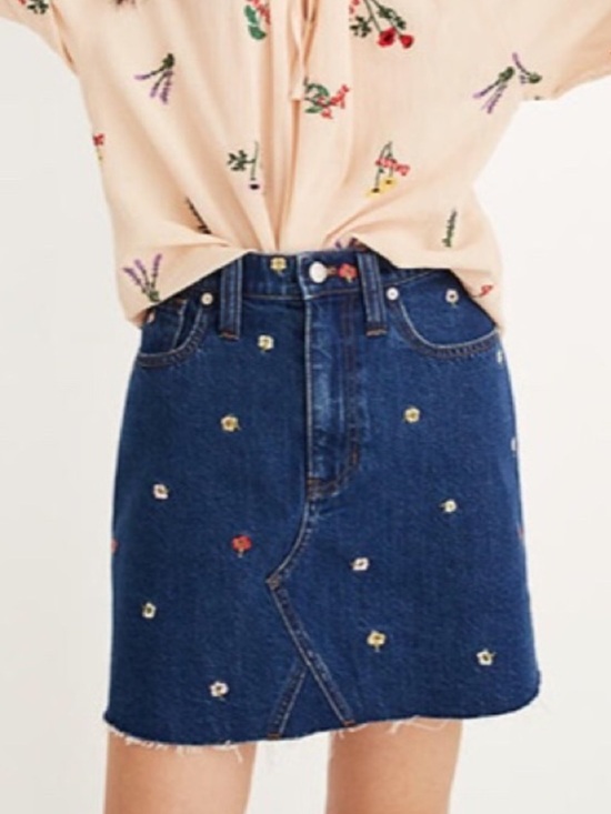 Madewell Dresses & Skirts - Madewell Confetti Floral Embroidered Denim A-Line Mini Skirt Size 28